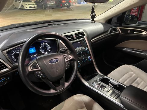 Used 2018 Ford Fusion S image 8