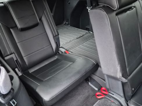 Used 2022 Volkswagen Atlas SE image 23