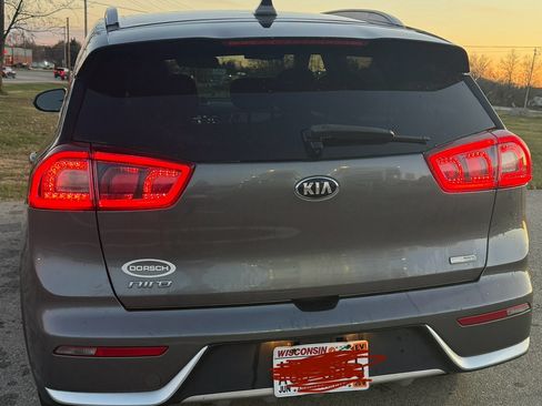 Used 2018 Kia Niro LX image 6