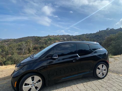 Used 2016 BMW i3 w/ Range Extender RWD image 1