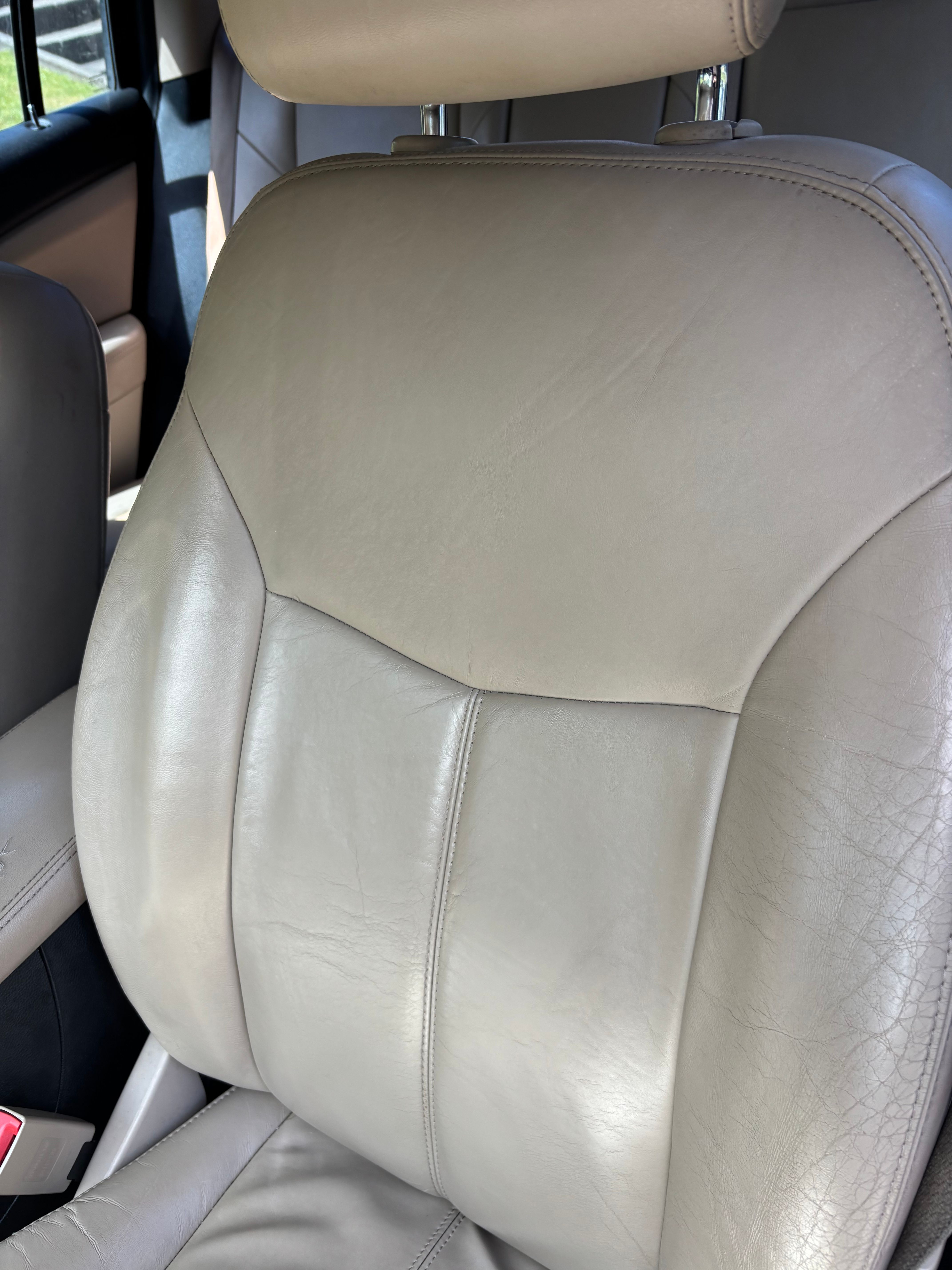 Used 2012 Chrysler 200 Limited FWD image 12