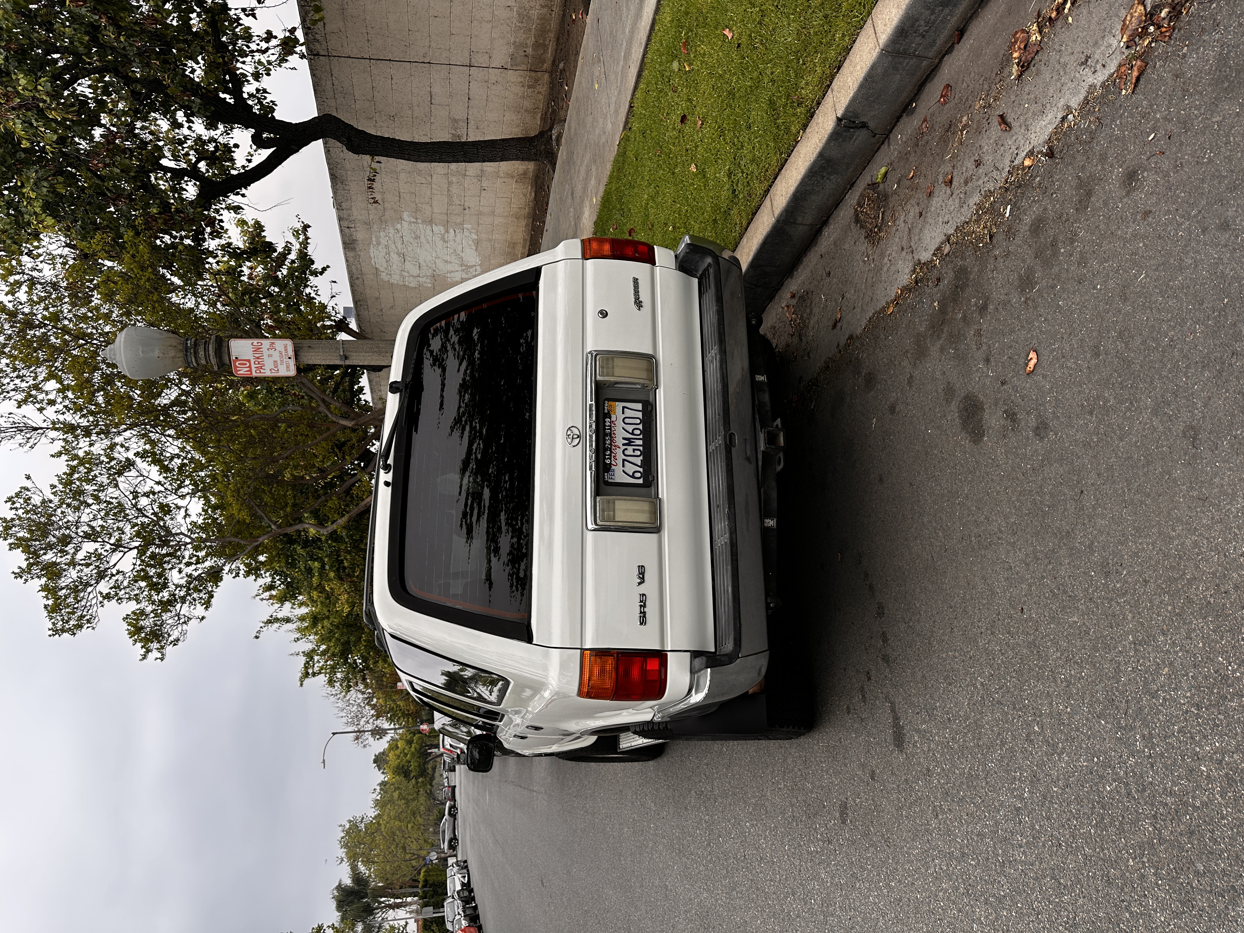 Used 1993 Toyota 4Runner SR5 AWD/4WD image 5