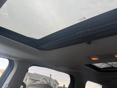 Used 2014 GMC Acadia SLT image 21