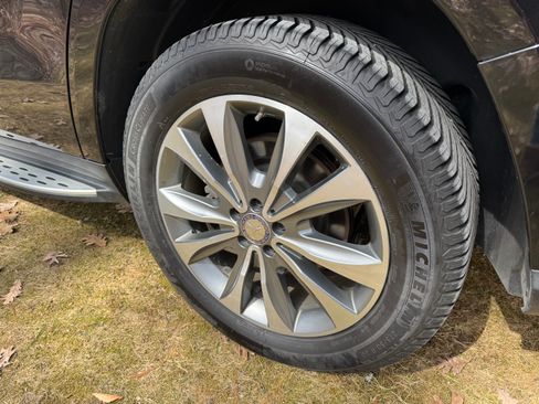 Used 2016 Mercedes-Benz GL 450 4MATIC image 10