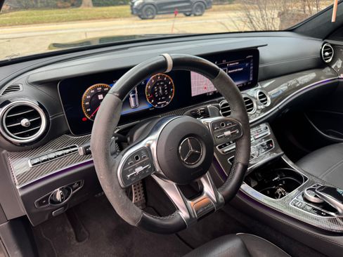 Used 2019 Mercedes-Benz E 63 AMG S image 10