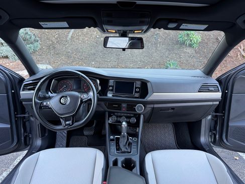 Used 2019 Volkswagen Jetta R-Line image 14