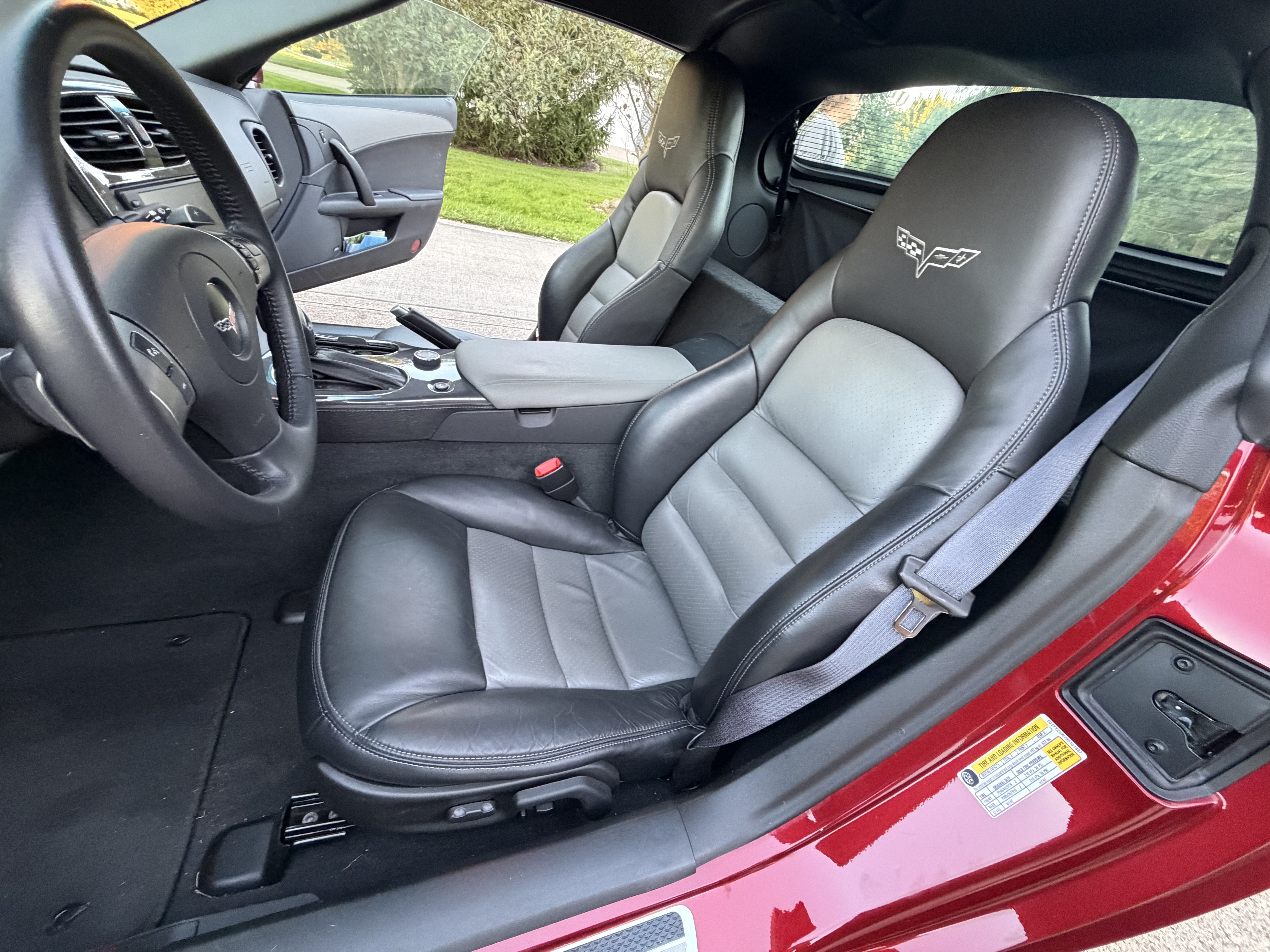 Used 2009 Chevrolet Corvette Coupe w/ Preferred Equipment Group RWD image 11
