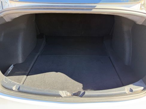 Used 2019 Tesla Model 3 Performance image 11