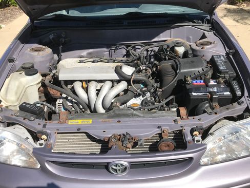 Used 1998 Toyota Corolla LE image 28