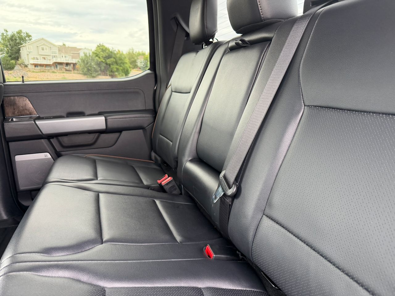 Used 2025 Ford F350 Lariat w/ Lariat Ultimate Package AWD/4WD image 19