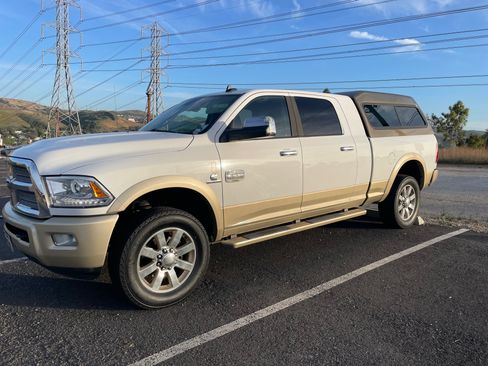 Used 2014 RAM 3500 Laramie Longhorn w/ Convenience Group AWD/4WD image 17