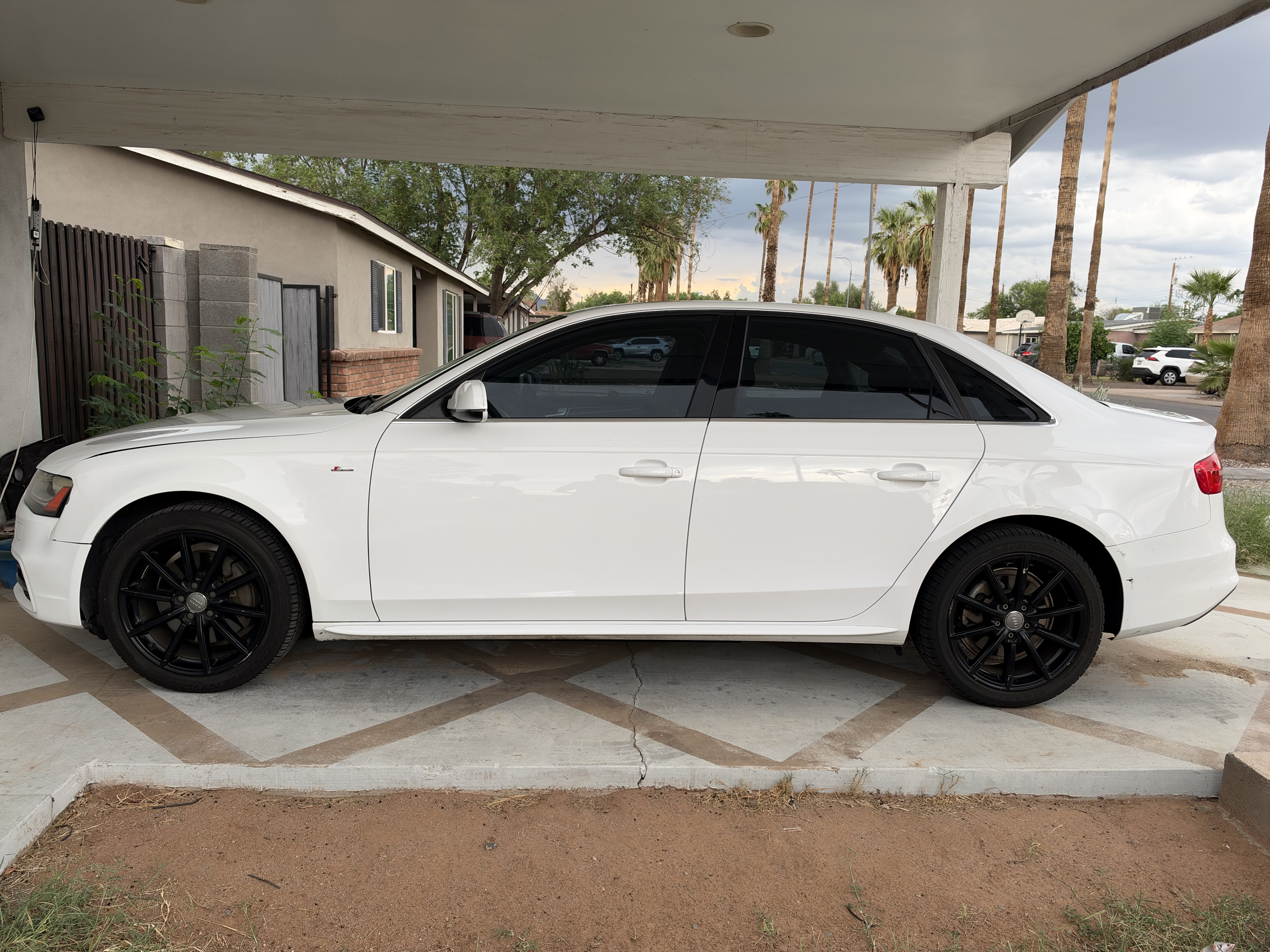 Used 2015 Audi A4 2.0T Premium FWD image 1