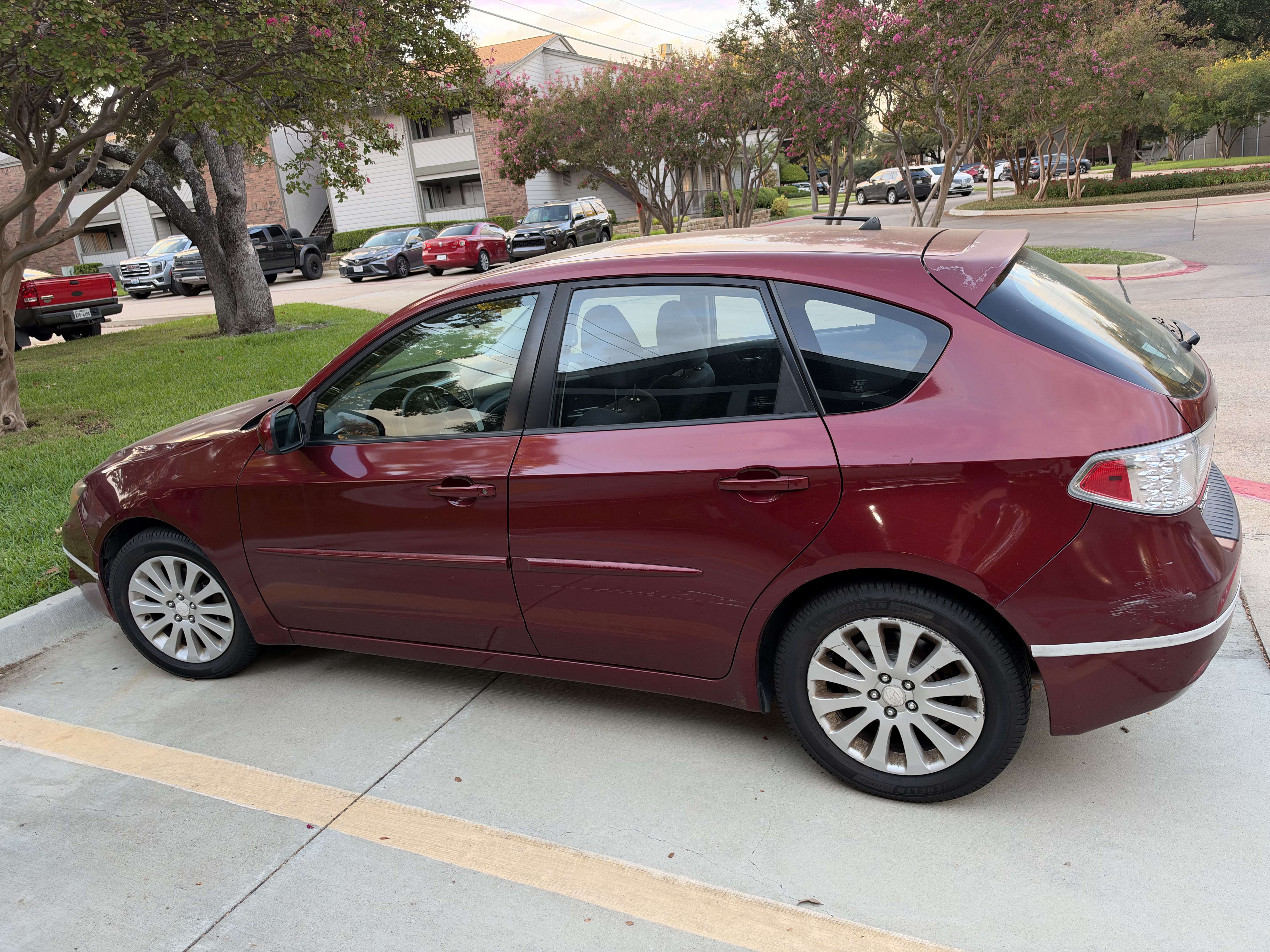 Used 2011 Subaru Impreza 2.5i Premium w/ PWR Moonroof Value Pkg AWD/4WD image 4