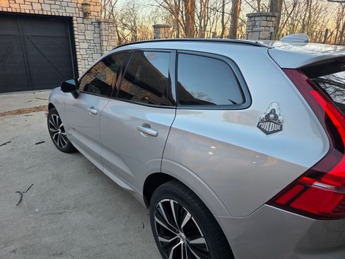 Used 2023 Volvo XC60 B5 Plus w/ Climate Package image 2