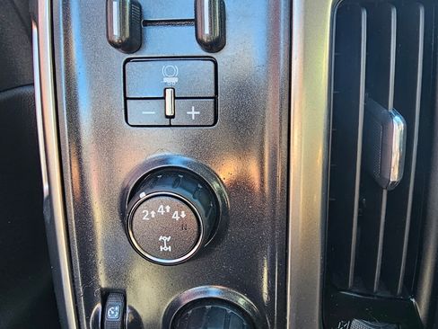 Used 2019 Chevrolet Silverado 2500 LT w/ Z71 Package, Off-Road image 18