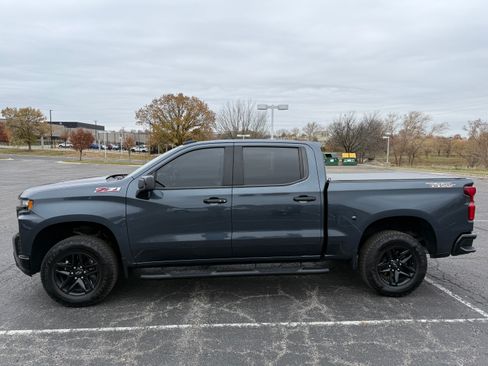 Used 2020 Chevrolet Silverado 1500 LT Trail Boss image 11
