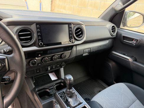 Used 2023 Toyota Tacoma TRD Off-Road AWD/4WD image 6