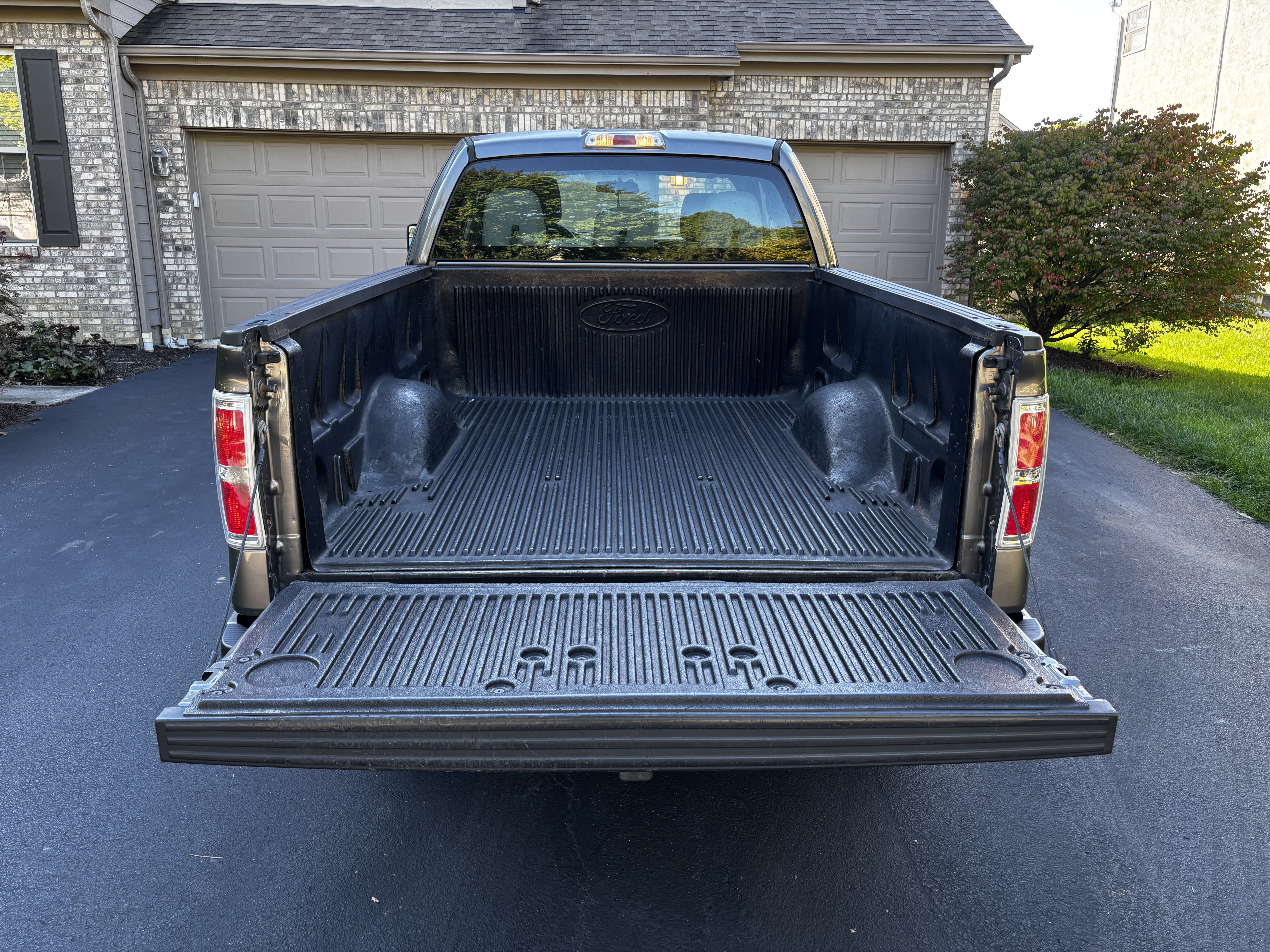 Used 2012 Ford F150 STX w/ STX Decor Pkg AWD/4WD image 10