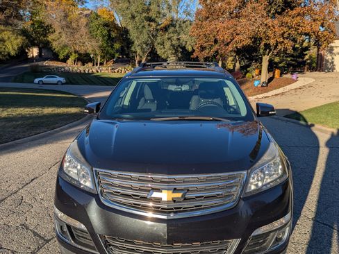 Used 2015 Chevrolet Traverse LT image 5