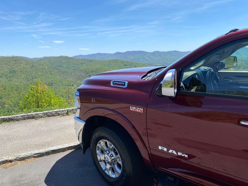 Used 2019 RAM 2500 Laramie image 8