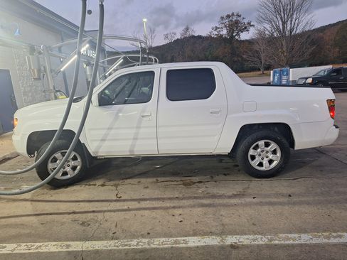 Used 2006 Honda Ridgeline RTS image 4