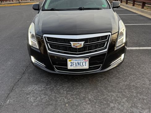 Used 2017 Cadillac XTS Luxury image 2