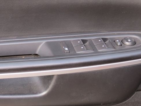 Used 2012 GMC Acadia SLT image 6