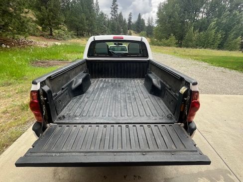 Used 2015 Toyota Tacoma 4x4 Access Cab V6 image 5