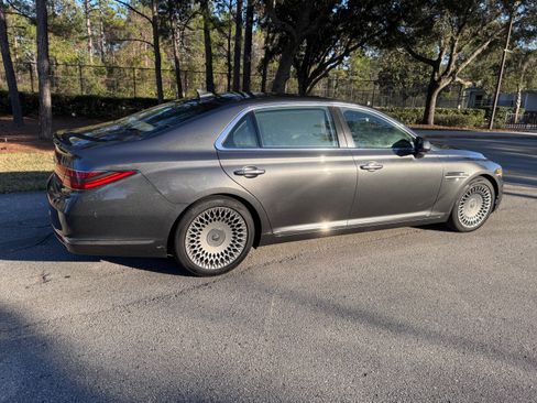 Used 2020 Genesis G90 3.3T Premium image 9
