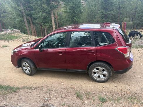 Used 2018 Subaru Forester 2.5i AWD/4WD image 4