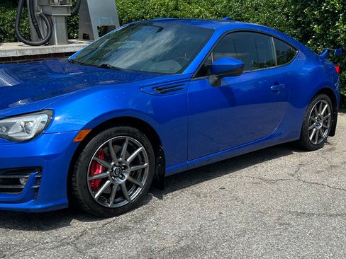 Used 2017 Subaru BRZ Limited w/ Performance Package RWD image 4