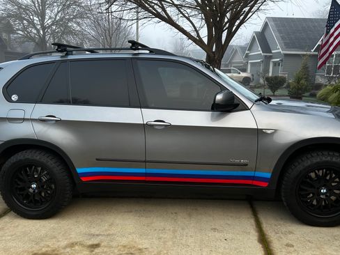 Used 2013 BMW X5 xDrive50i image 4