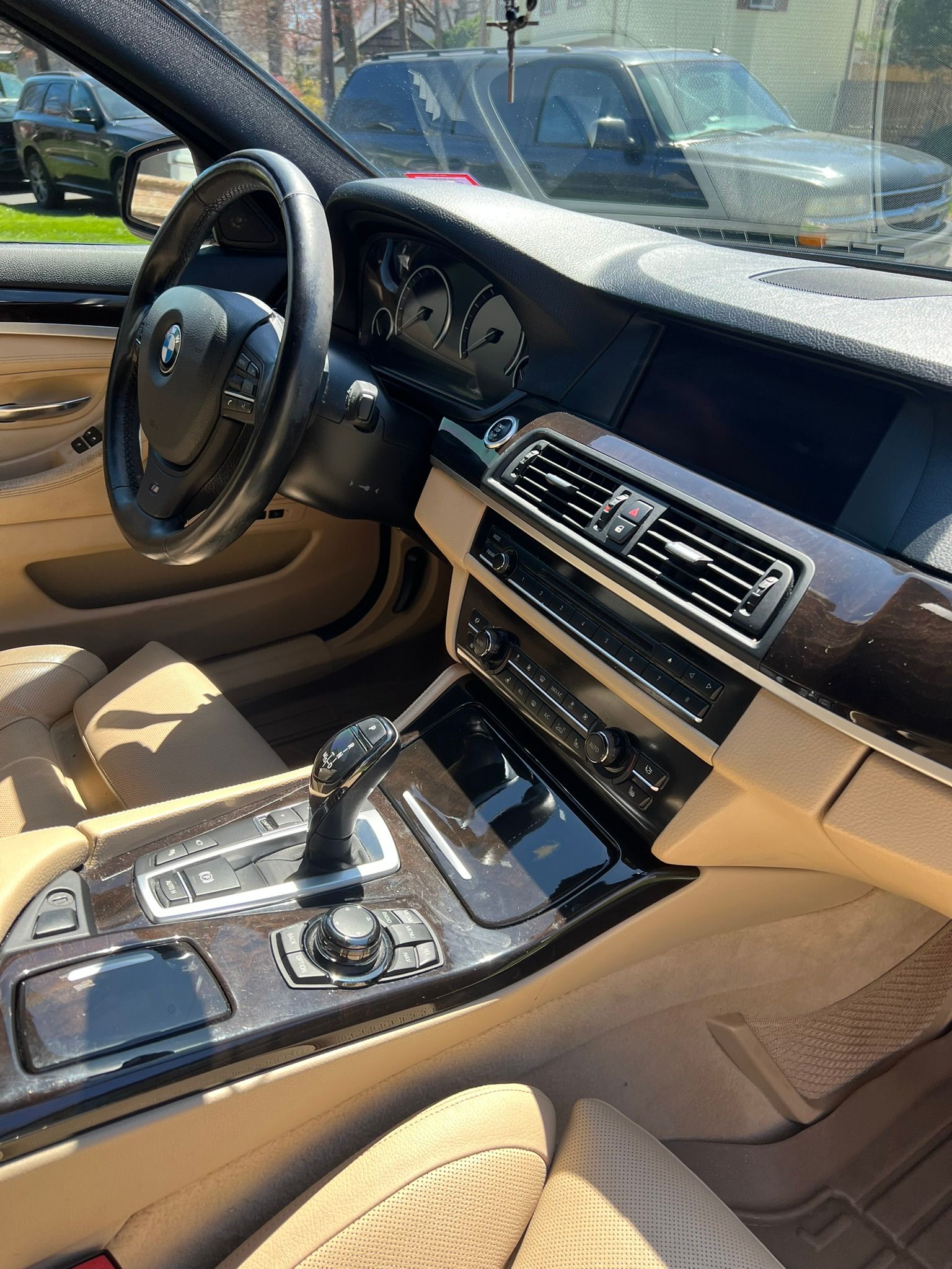 Used 2013 BMW 550i Sedan RWD image 22
