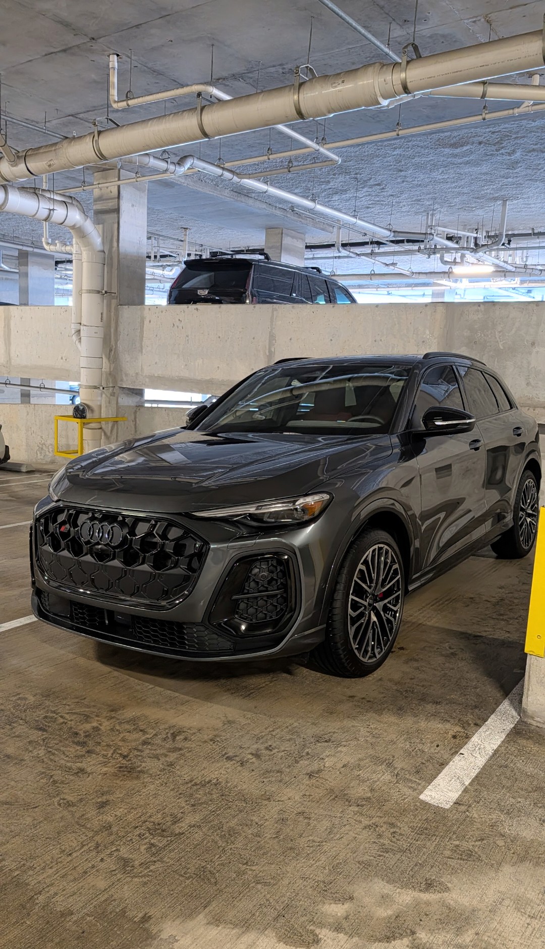 Used 2025 Audi SQ5 Premium Plus w/ Premium Plus Package AWD/4WD image 4