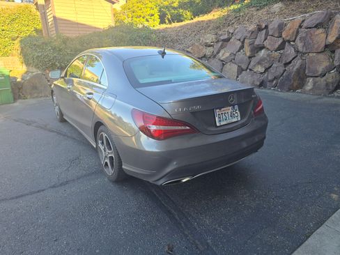 Used 2018 Mercedes-Benz CLA 250 4MATIC image 12