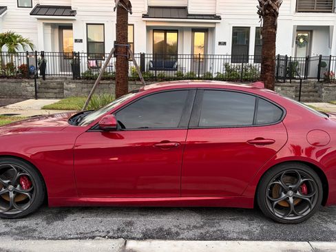 Used 2020 Alfa Romeo Giulia Ti Sport RWD image 1