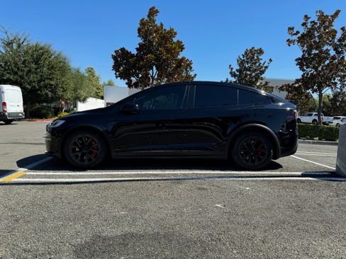 Used 2023 Tesla Model X Plaid image 21