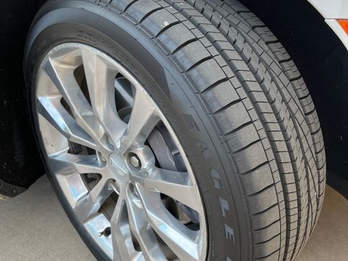 Used 2016 Cadillac XTS Premium FWD image 8