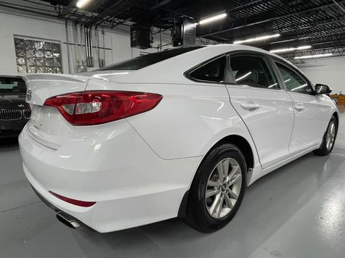 Used 2015 Hyundai Sonata SE image 5