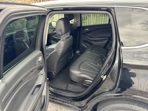 Used 2020 Buick Envision Premium image 9