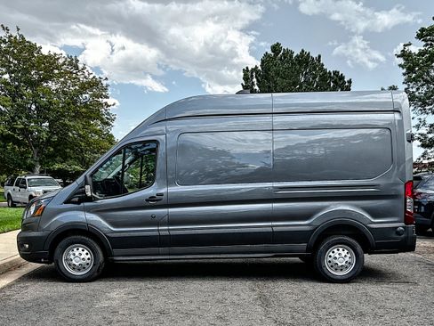 Used 2026 Ford Transit 250 148 High Roof AWD image 2
