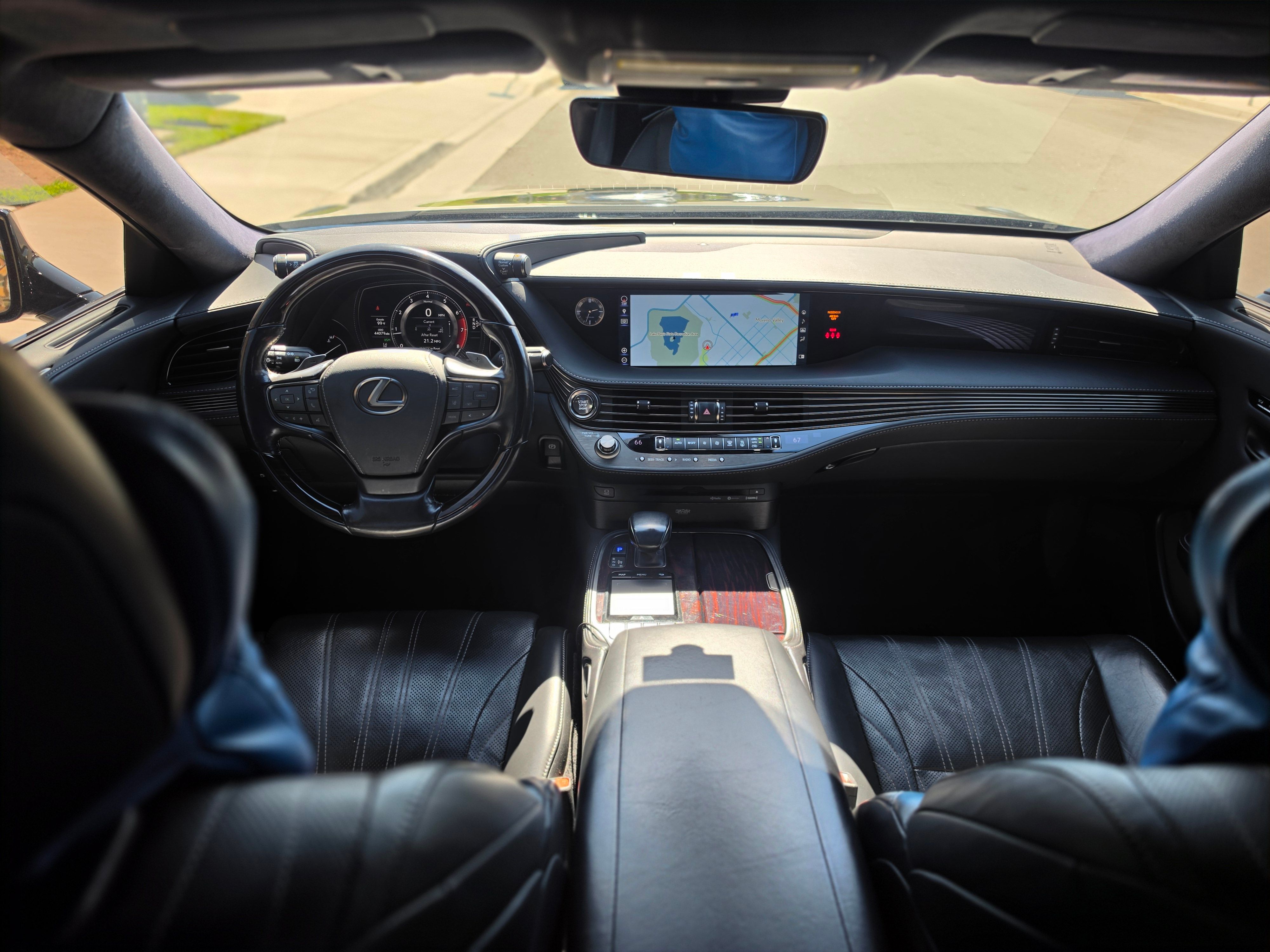 Used 2020 Lexus LS 500 AWD w/ Interior Upgrade Package image 17