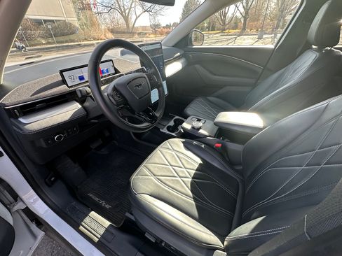 Used 2022 Ford Mustang Mach-E California Route 1 image 9