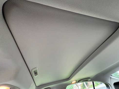 Used 2013 INFINITI G37 Journey w/ Premium Pkg image 16