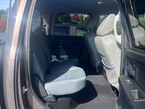 Used 2018 RAM 2500 Tradesman w/ Popular Equipment Group image 10