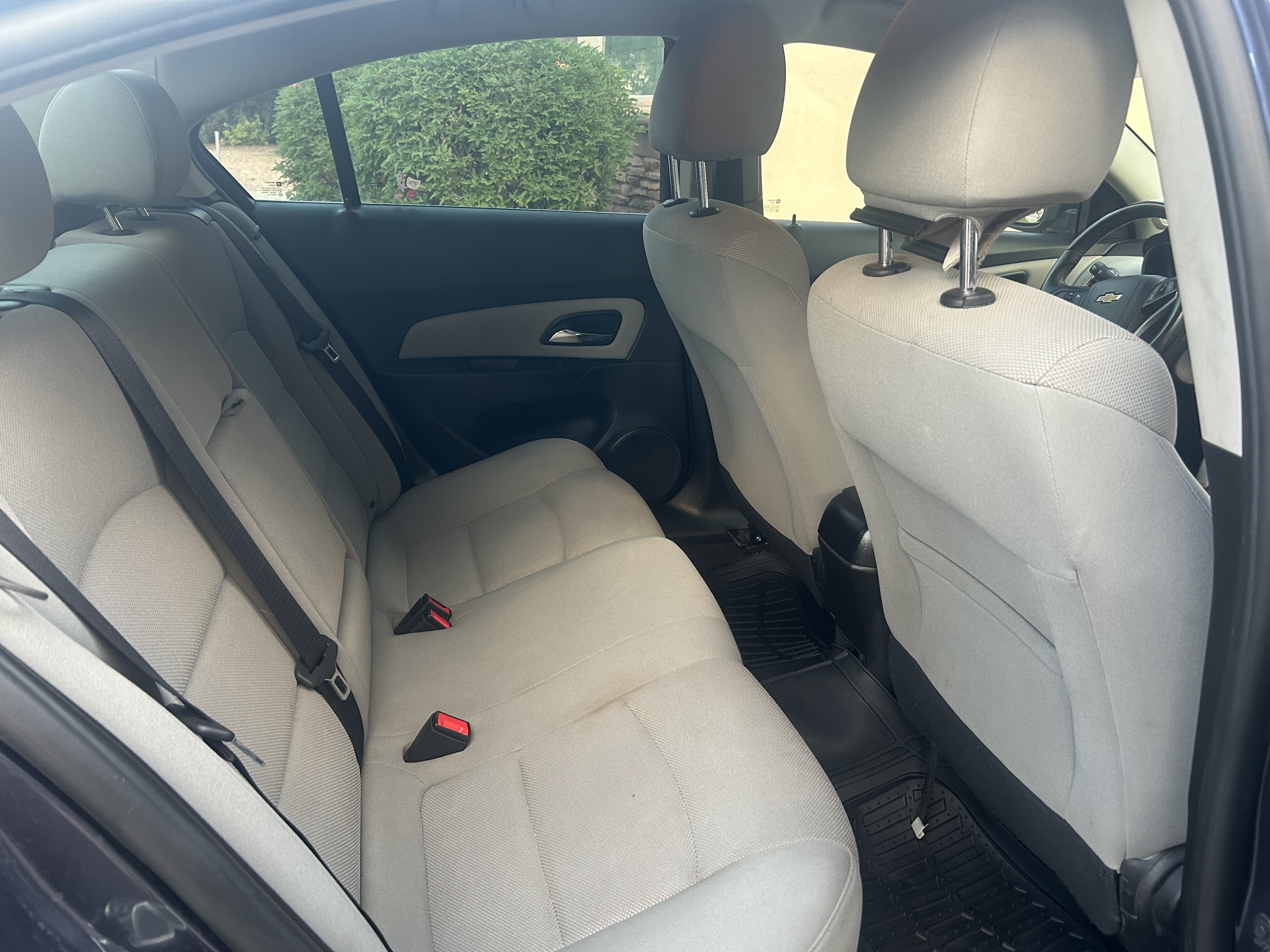 Used 2014 Chevrolet Cruze LT FWD image 4
