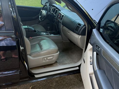 Used 2005 Toyota 4Runner Limited RWD image 8