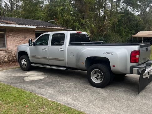 Used 2013 GMC Sierra 3500 SLT w/ SLT Convenience Package image 1
