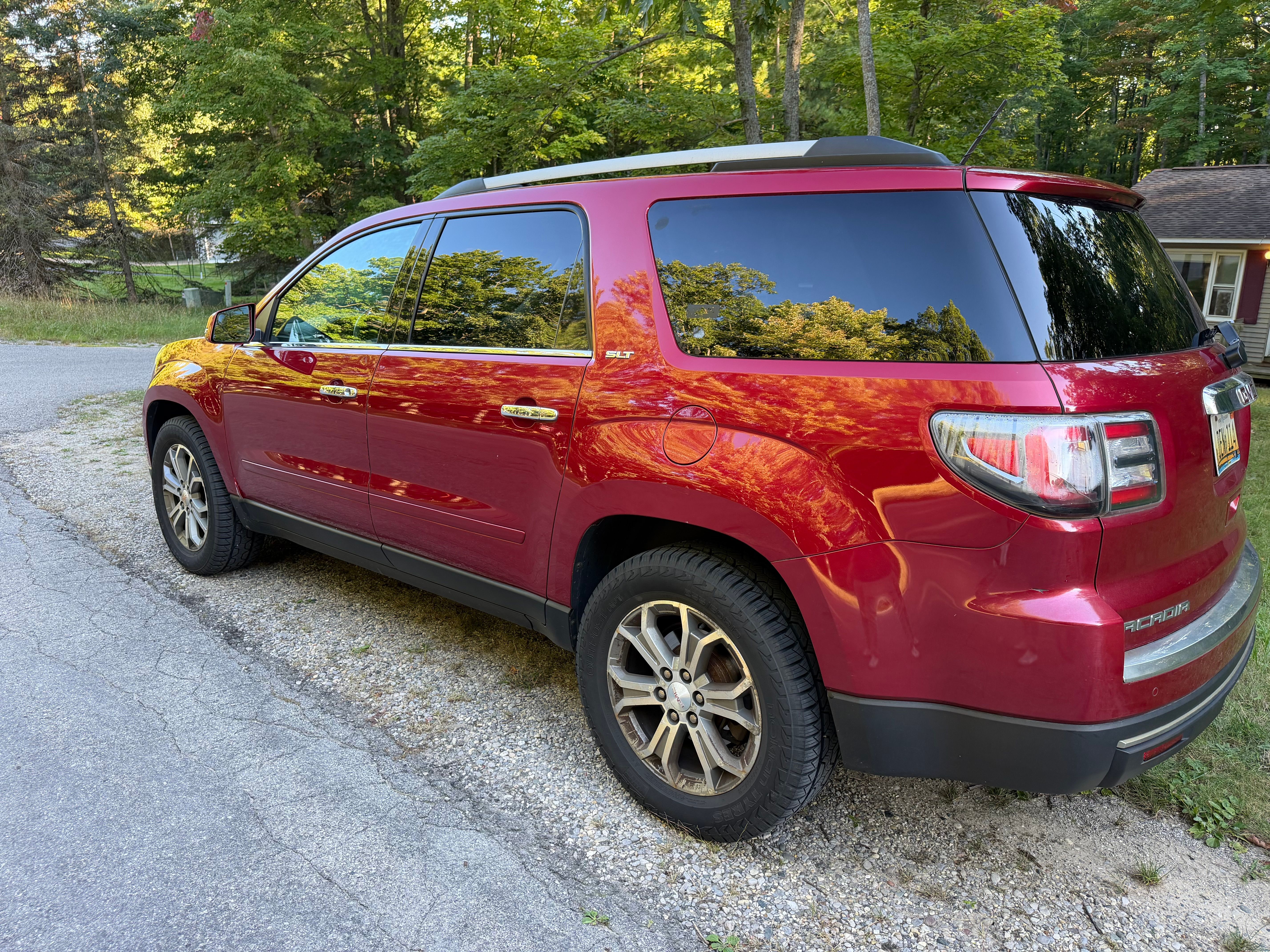Used 2014 GMC Acadia SLT AWD/4WD image 5