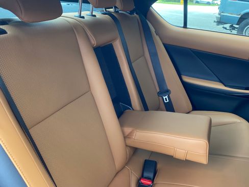Used 2022 Lexus IS 300 w/ Accessory Package image 17